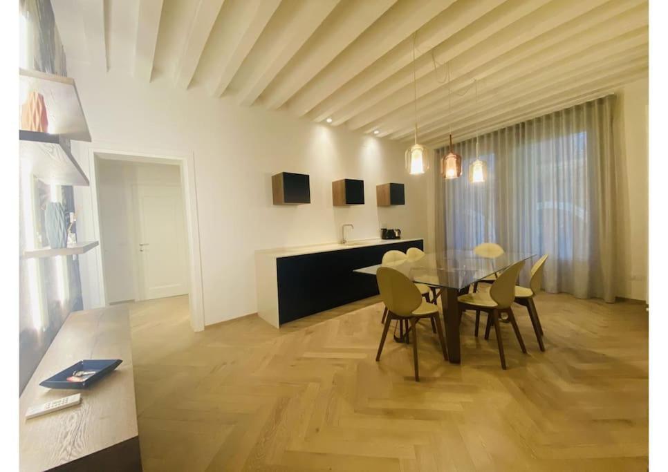 Sweet Time Venice, Luxury San Marco Frezzaria Apt! Exterior photo