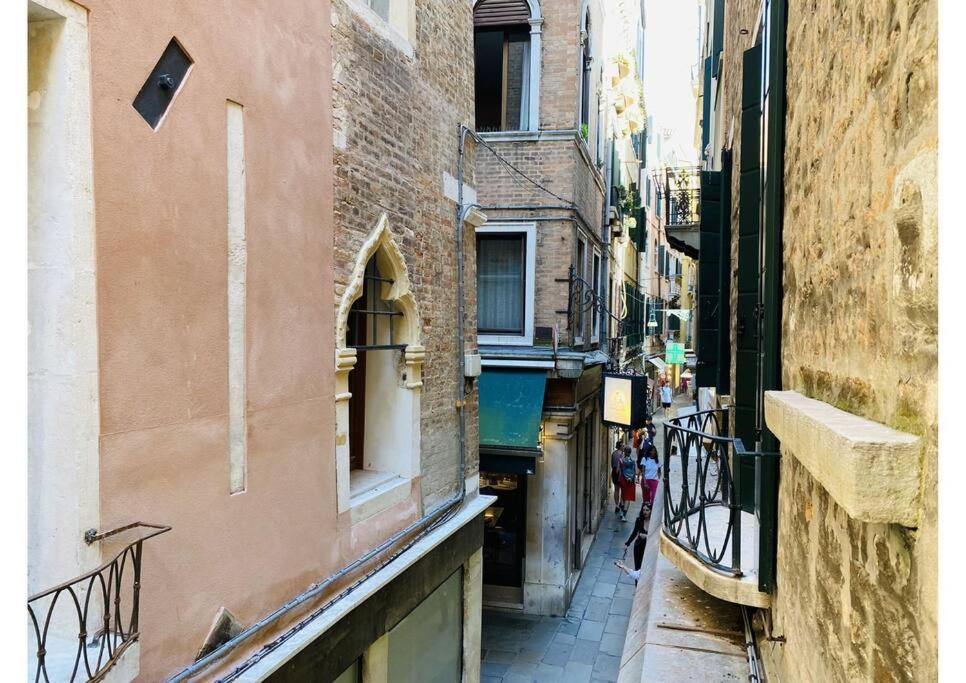 Sweet Time Venice, Luxury San Marco Frezzaria Apt! Exterior photo