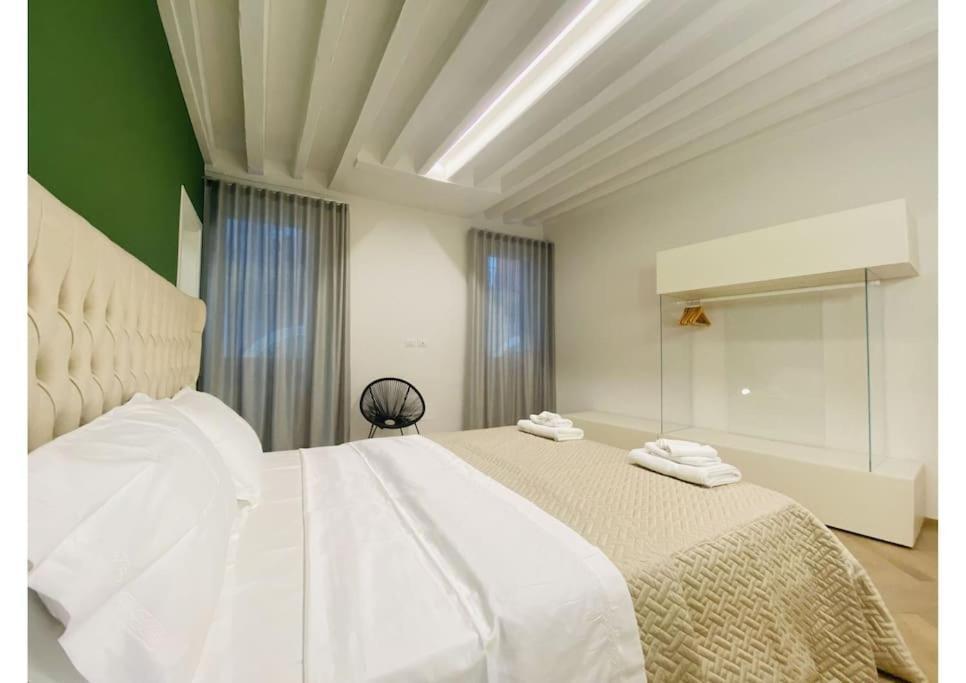 Sweet Time Venice, Luxury San Marco Frezzaria Apt! Exterior photo