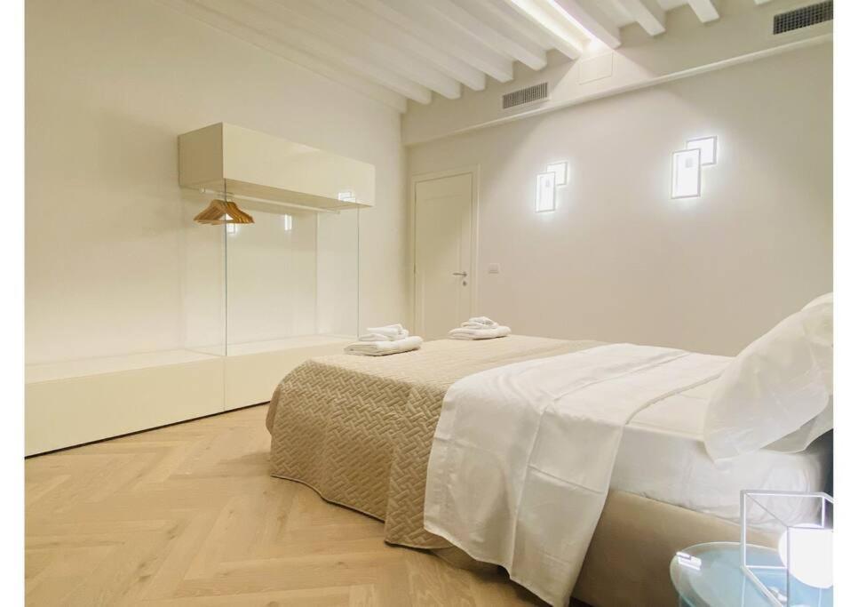 Sweet Time Venice, Luxury San Marco Frezzaria Apt! Exterior photo